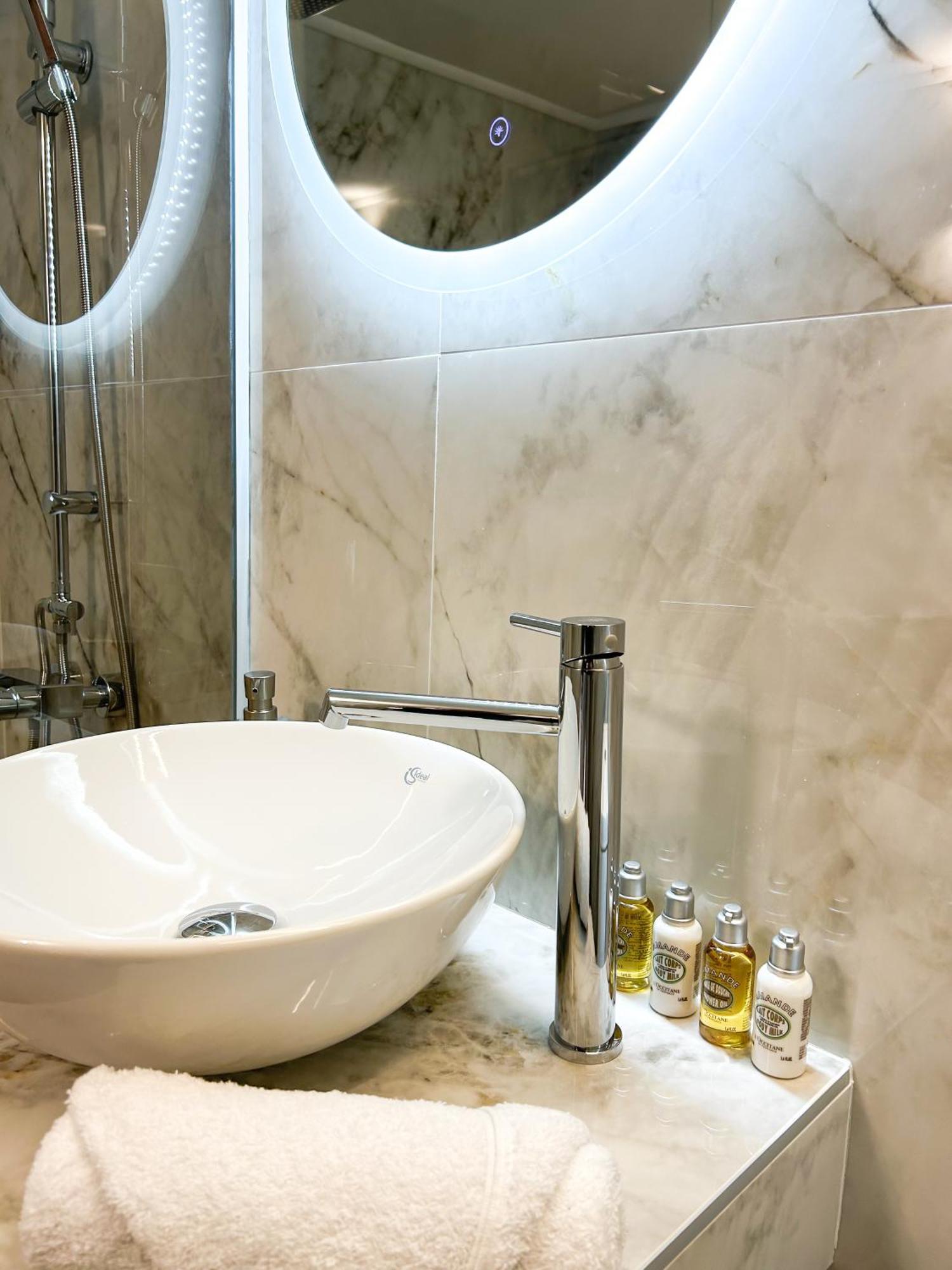 Hyperion Premium Suite Thessaloníki Luaran gambar